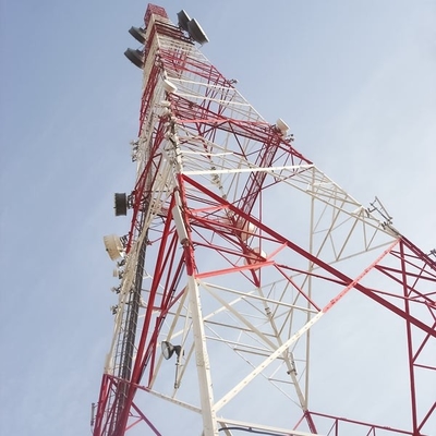 Self Supporting Q235 Q345 Steel Telecom Cell Site Tower สำหรับการส่งสัญญาณ