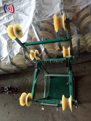 รถตรวจสอบสี่ตัวนําสําหรับสายส่งไฟฟ้าความดันสูงสุด