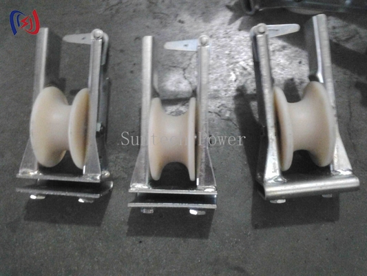 บล็อกร้อยสายสำหรับติดตั้งสายเคเบิลทางอากาศแบบ Advanced Swerve Skyward