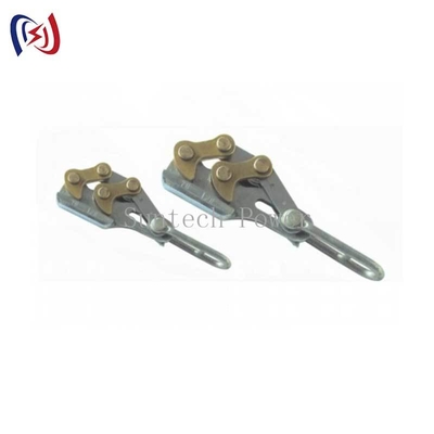 เสาเหล็กโทรคมนาคมพร้อมอุปกรณ์ที่เกี่ยวข้อง Hot Dip Galvanized