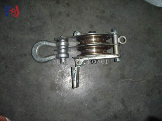 เครื่องยกแบบนวัตกรรม พร้อมเปิดทั้งสองข้าง และมีกระดูกสองชั้น สําหรับภาระ 100KN