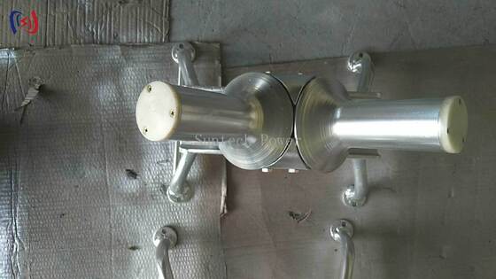 รอลเลอร์หมุนสายเคเบิลความจุ 10KN ด้วยโครงสร้างทางเดียวสําหรับการลากสายเคเบิลใต้ดิน