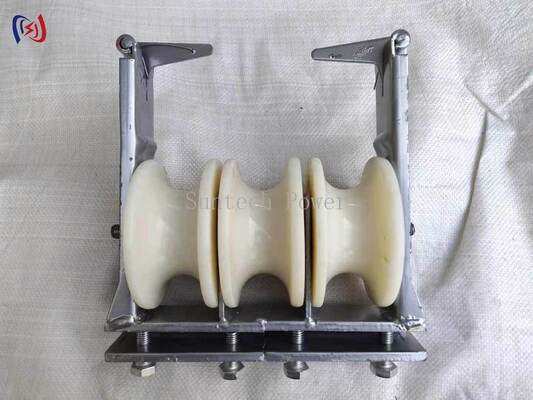 ภาระหนัก บล็อคสตริงเกอร์สามคันสําหรับการติดตั้งสายนําพวงด้วยภาระปริมาณ 5KN