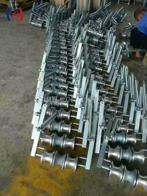 ภาระหนัก บล็อคสตริงเกอร์สามคันสําหรับการติดตั้งสายนําพวงด้วยภาระปริมาณ 5KN