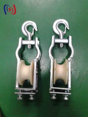 แบบอาชีพนั่งและแขวน แบบใช้งานสองครั้ง บล็อคสตริงก์ด้วยภาระเรียง 5-20KN และขนาด sheave 80x50mm สําหรับการติดตั้งสายอากาศ