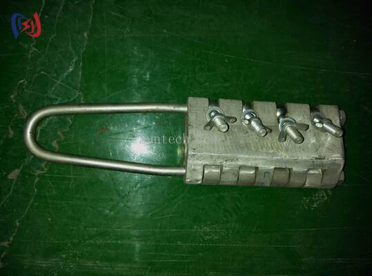 โบลท์ประเภท Anti Twist Steel Rope Gripper Come Along Clamp 20-100KN สําหรับสายการส่งสายการสตริ้งกว้าง 7-24mm