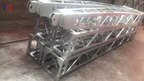 เสาตั้งเครน Lattice Gin Pole 8-18m เครื่องมือติดตั้งเสาไฟฟ้า เคลือบป้องกันการกัดกร่อน