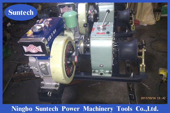ได้รับการรับรองมาตรฐาน ISO 4.1kw 30KN 5T เครื่องดึงสายเคเบิลไฟฟ้า Winch