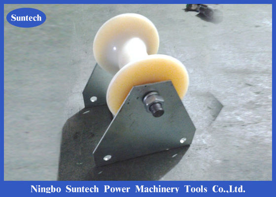 Linear Block 5kN ลูกกลิ้งวางสายเคเบิลสำหรับสายเคเบิล HV เส้นผ่านศูนย์กลาง 150 มม