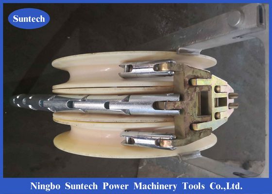 ใช้ตัวนำสายส่งของ Head Boards สำหรับ Pulley Stringing Blocks