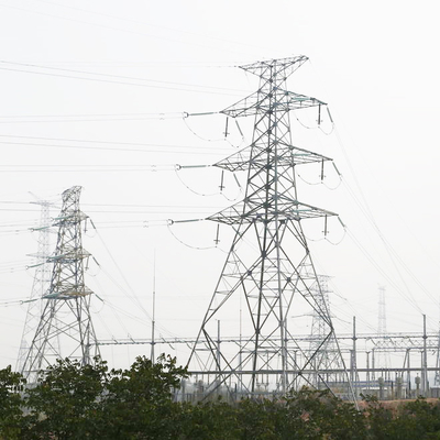 4 ขา 330kv เหล็กชุบสังกะสีแองเจิลเหล็ก Lattice Transmission Tower