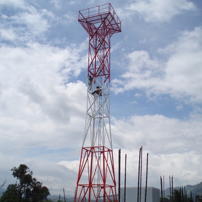 เสาอากาศเหล็ก Gsm Sst สี่ขามือถือเชิงมุม Q355B