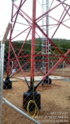 WiFi Mobile Triangle Steel Monopole Tower รองรับตัวเองด้วยสังกะสี
